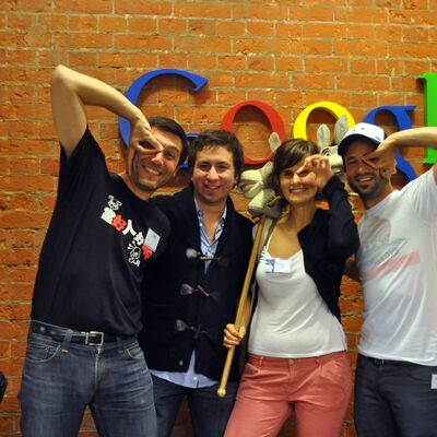 None_Nuestras gafas son mucho mejores que las de Google! :)_8650735404.jpg