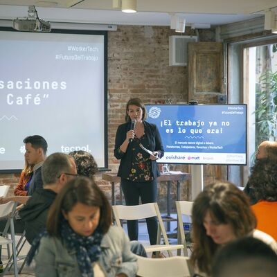 None_Emilie Jacquetton (Ouishare) inicia el World Caf&eacute;_46865044944.jpg