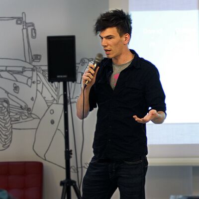 None_OuiShare Budapest - Talks and Pitch Competition (April 2014)_14436381992.jpg