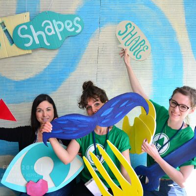 OuiShapes DAY 01 Ouishare Fest 2014