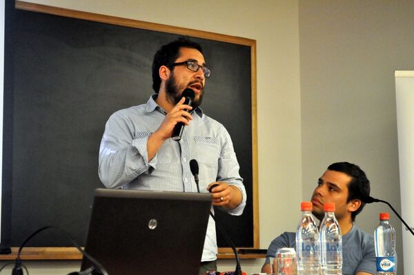 Ouishare at Universidad del Desarrollo (Santiago Chile - 29_08_2013)