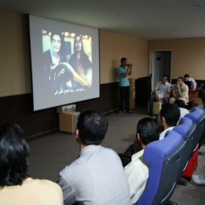 None_Message from OuiShare peers_8753642191.jpg