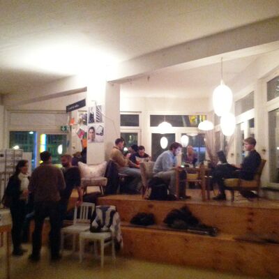 Photo 2 of 27, Ouishare Drinks Berlin October