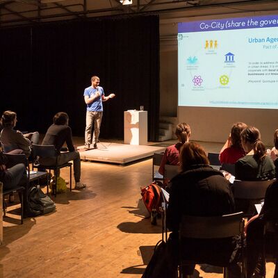 Ouishare Fest Warmup#2: Designing A Wise City Apt for Sharing