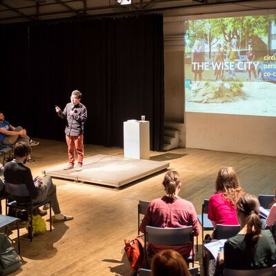 Ouishare Fest Warmup#2: Designing A Wise City Apt for Sharing