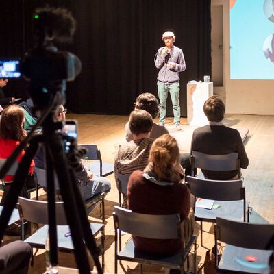 Ouishare Fest Warmup#2: Designing A Wise City Apt for Sharing