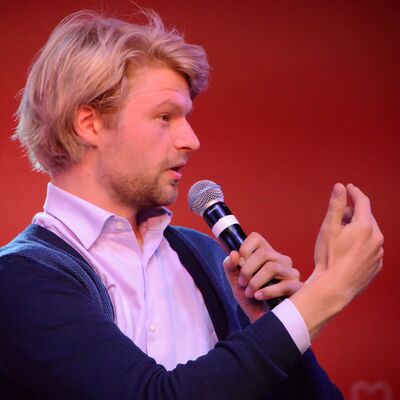 Photo 13 of 71, Ouishare Fest Paris 2016- Speakers