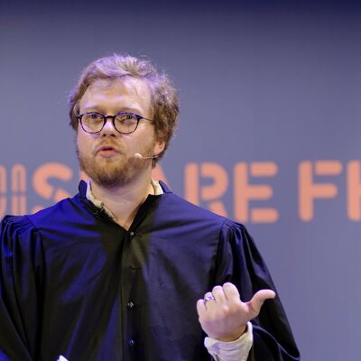 Photo 21 of 123, Ouishare Fest Paris 2017_Conference