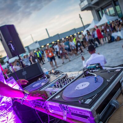 Photo 36 of 77, Ouishare Fest Paris 2017_Experience