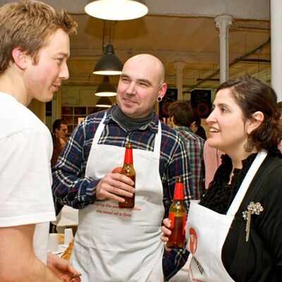 None_Joel con hosts de EatWith en Barcelona_8414061888.jpg