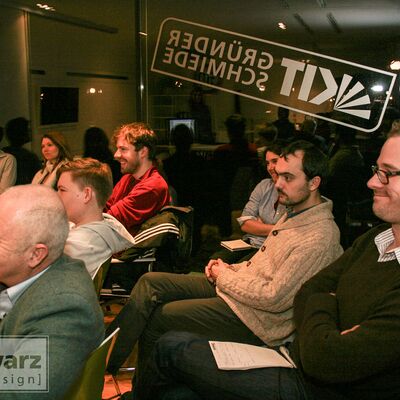 None_2014_01_16-OuiShare-Meetup-016_12134859164.jpg