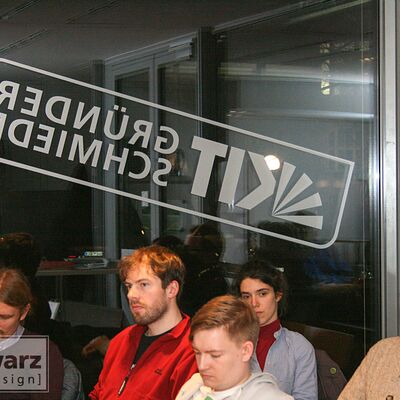 None_2014_01_16-OuiShare-Meetup-077_12135111926.jpg