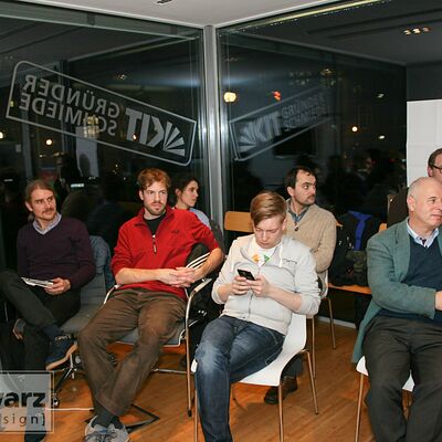 None_2014_01_16-OuiShare-Meetup-026_12135118266.jpg