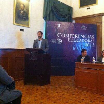 None_Albert Ca&ntilde;igueral explica acerca de las ciudades colaborativas y Sharitories_22853912232.jpg