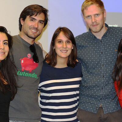 None_Katia Morales (Conectora OS M&eacute;xico), Felipe Parragu&eacute; (TuTanda), Cristina Palacios (Rides), Antoine P&eacute;rouze (DadaRoom) y P&iacute;a Giudice (Idea.me)_14013738049.jpg