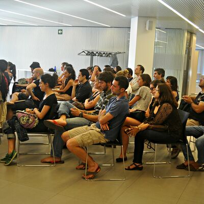 Photo 12 of 19, Ouishare Talk Barcelona: The hour of the maker