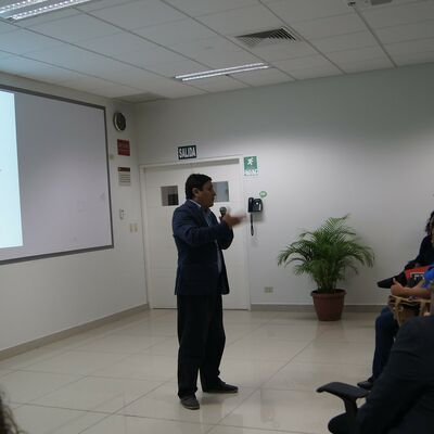 Photo 107 sur 142, Ouishare Talk: Econom&iacute;a Colaborativa y Modelo de Negocios, Lima 10 mayo 2017