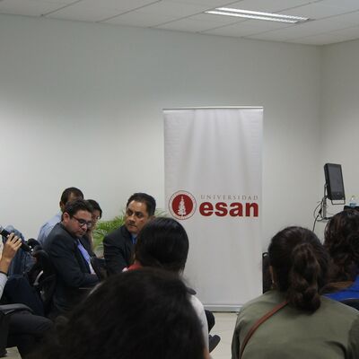 Photo 117 sur 142, Ouishare Talk: Econom&iacute;a Colaborativa y Modelo de Negocios, Lima 10 mayo 2017