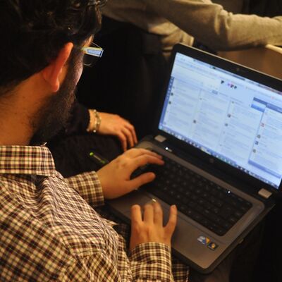 ComandateTom twitting about #ouishare